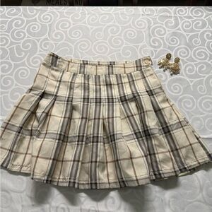 Cream and Black Skater Mini Skirt with Pleats